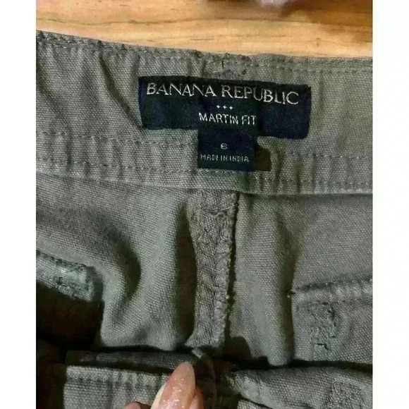 Banana Republic Pants Womens Size 6 Cargo Khaki Capri Martin Fit - Picture 4 of 6